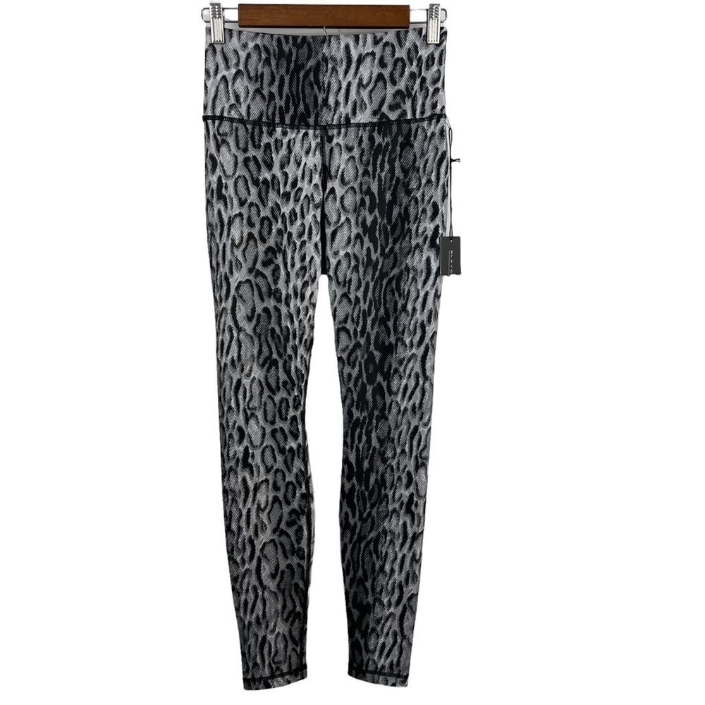 𝅺NEW WITH TAGS PLAYGROUND SNAKESKIN PRINT LEGGINGS‎